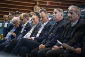 20260923 Verejné vypočutie kandidátov na rektora KU